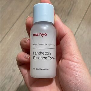 Ma:nyo Panthetoin Essence Toner 30ml Korean beauty skincare KBEAUTY NEW